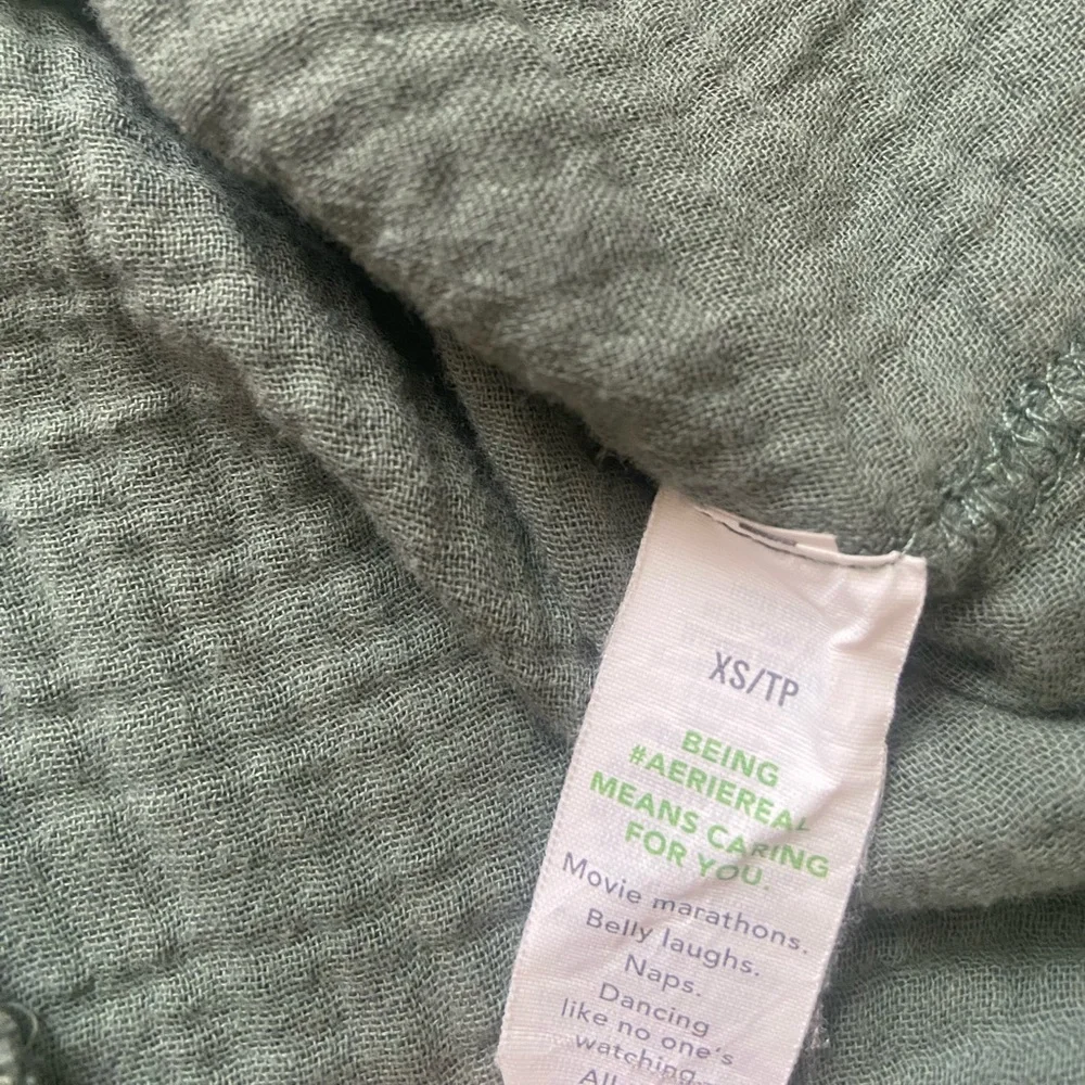 Aerie Olive Green Gauze Button Down Shirt – Size XS - Picture 6 of 7